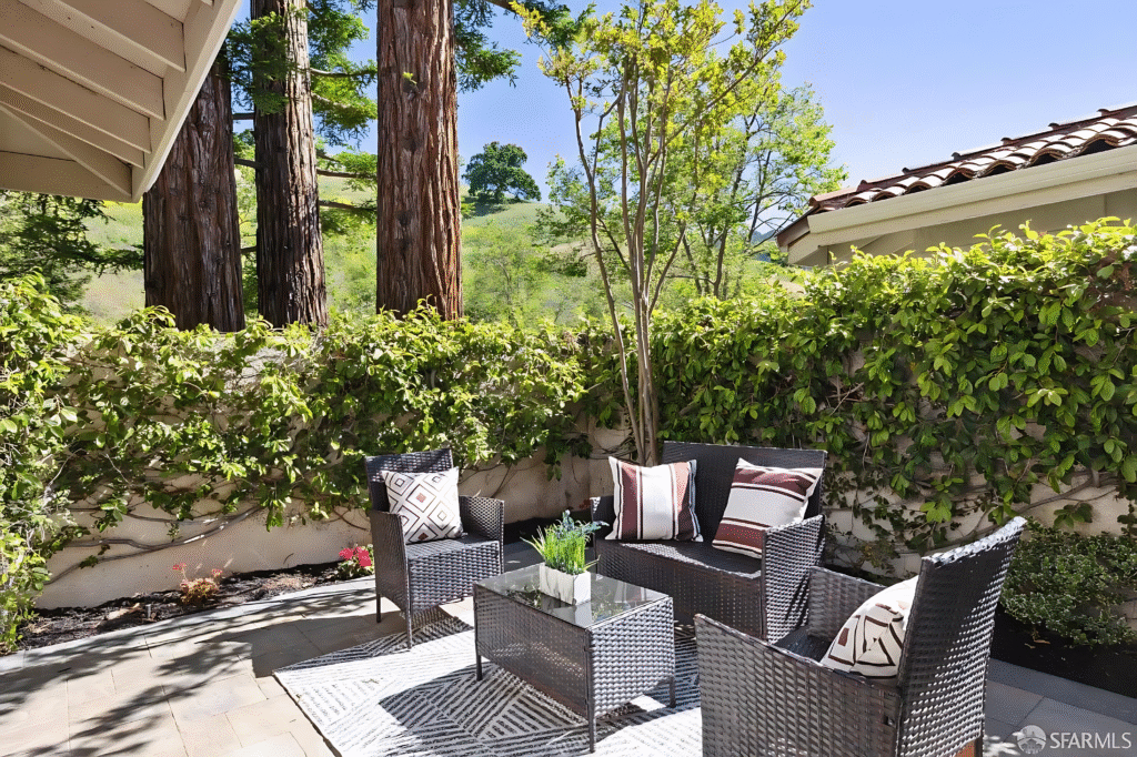 outdoor hangout_upscayl_4x_upscayl-lite-4x